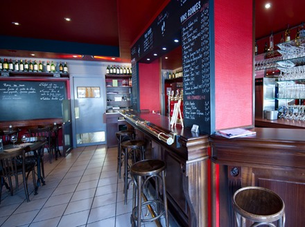 Le Caveau.jpg