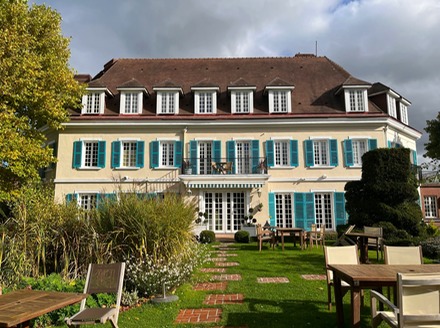 Montreuil