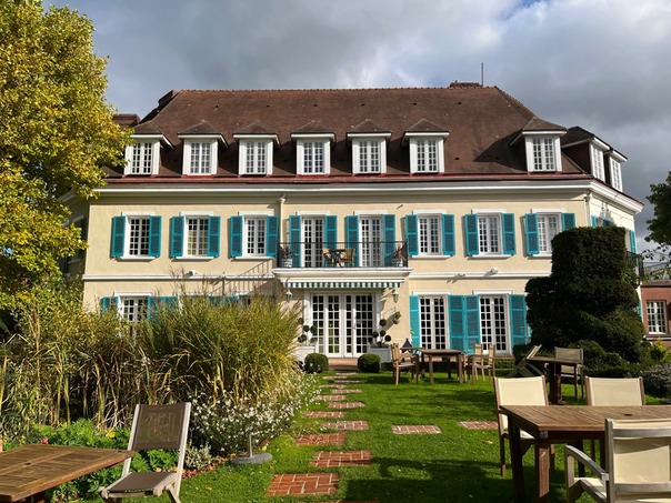 Montreuil