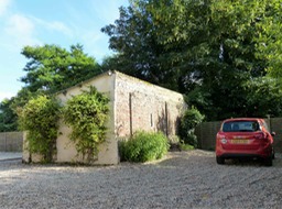 Exterior 16 2016.jpg