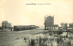 Tramway through Quend-Plage 2